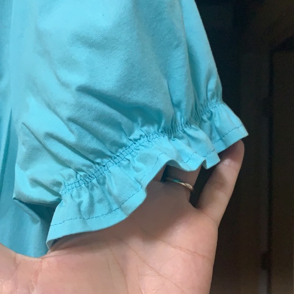 2B Bebe Ruffle Botton Down Top - Picture 3 of 7